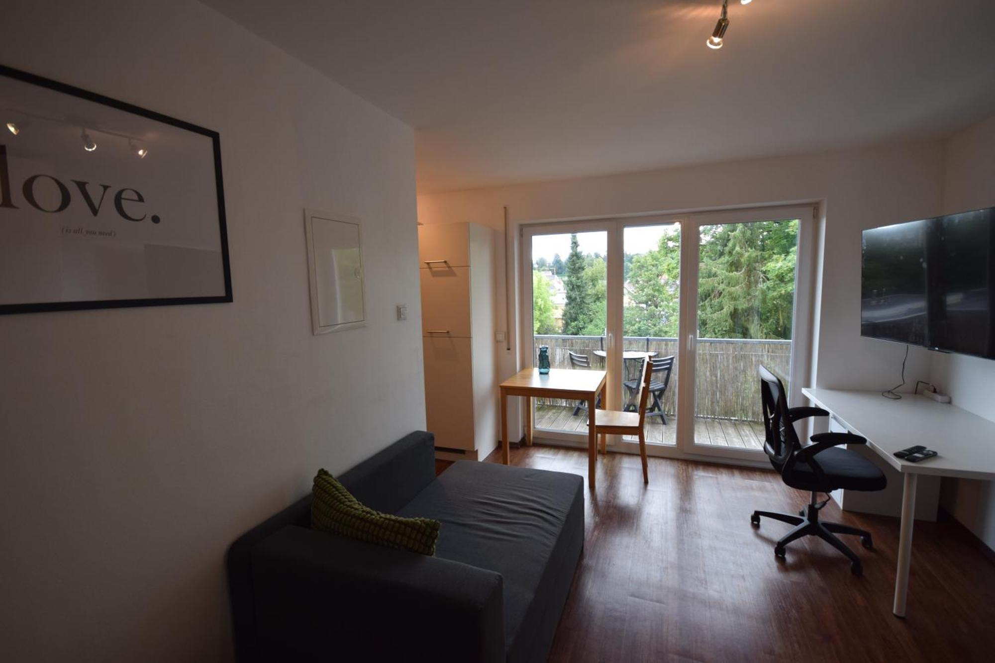 Nestwerk Komfort R23-12 - Balkon, Arbeitsplatz & Zentrumsnah Biberach an der Riß Eksteriør billede