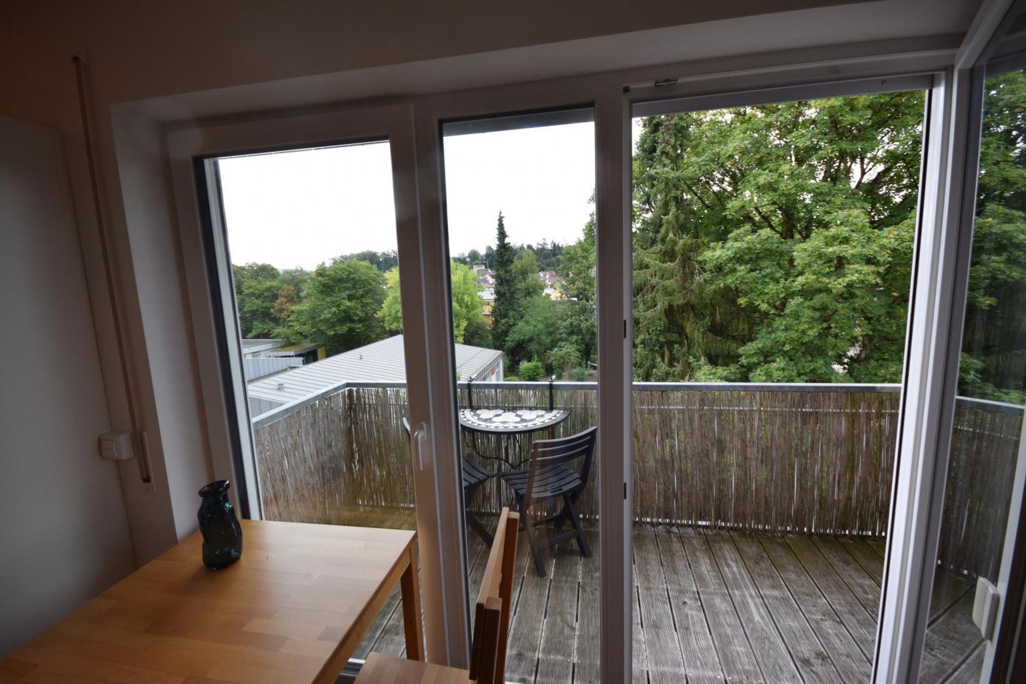 Nestwerk Komfort R23-12 - Balkon, Arbeitsplatz & Zentrumsnah Biberach an der Riß Eksteriør billede